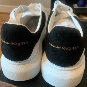 Alexander McQueen Larry. New size 11